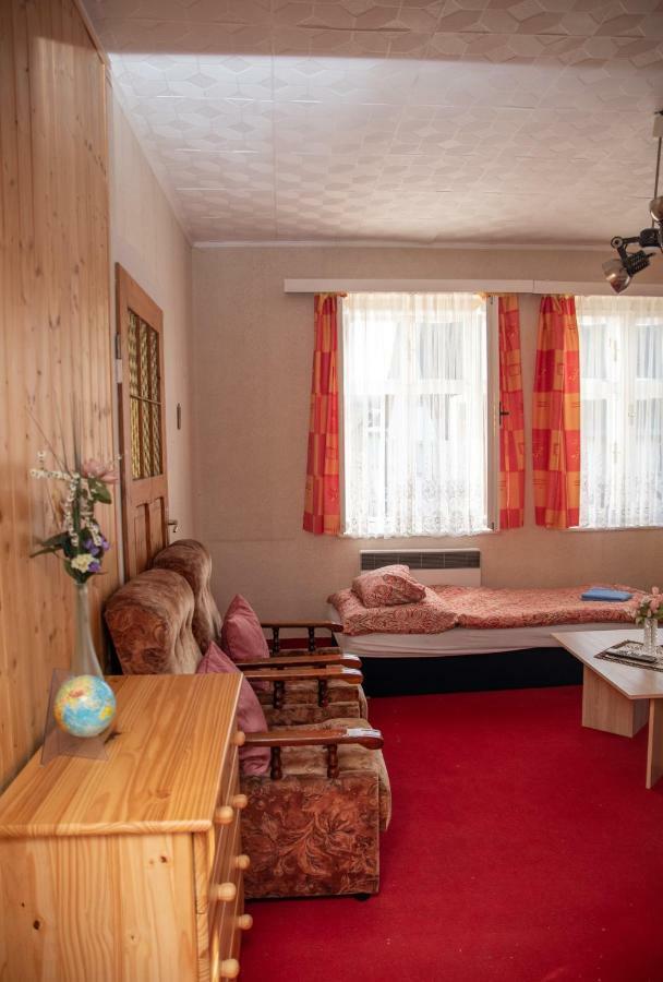 Apartmany U Kocoura Pod Klinovcem Kovarska Exterior photo